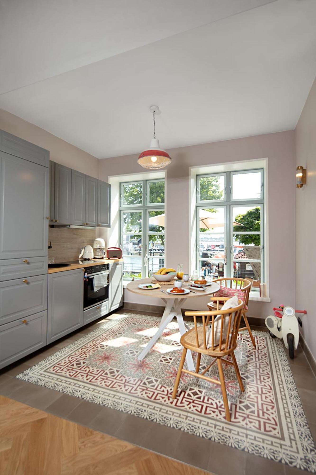Kapitaenshaus In Wasserlage! Traumapartments Warnemuende รอสต็อค ภายนอก รูปภาพ